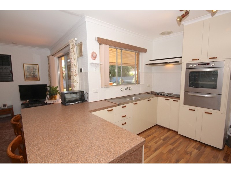 2 Curtin Avenue, St Agnes SA 5097