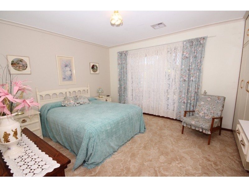 2 Curtin Avenue, St Agnes SA 5097