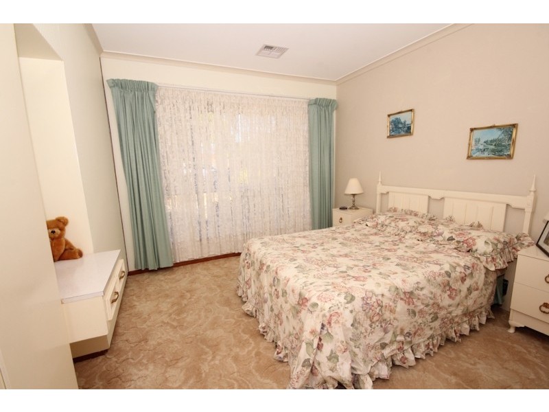 2 Curtin Avenue, St Agnes SA 5097