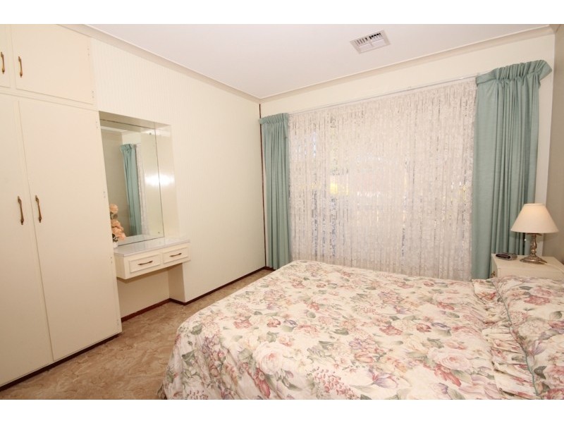 2 Curtin Avenue, St Agnes SA 5097