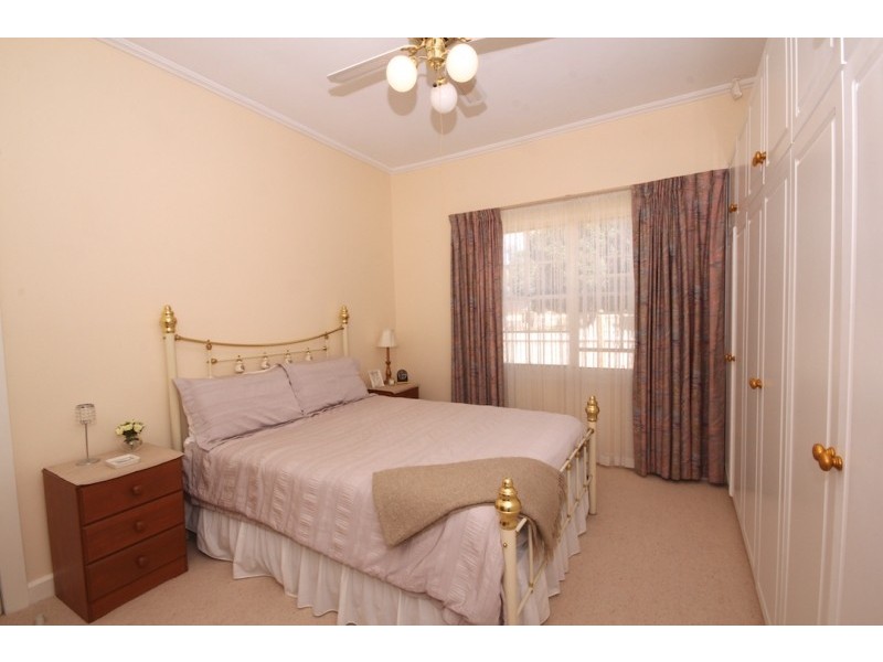 5 Seymour Grove, Campbelltown SA 5074