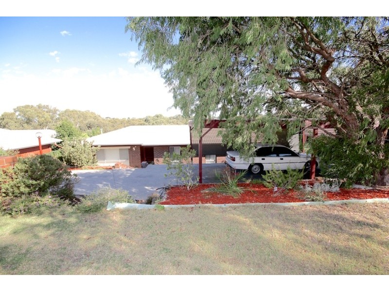 27 Gaylard Crescent, Redwood Park SA 5097