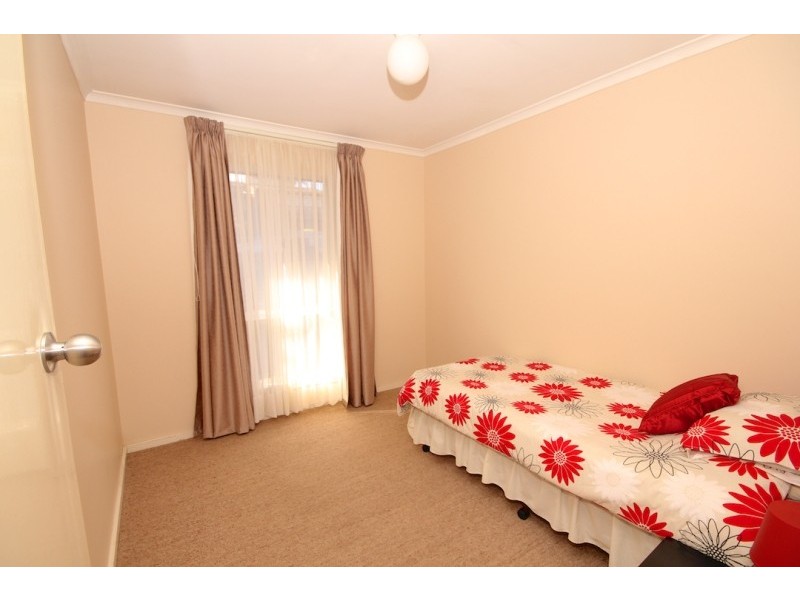 27 Gaylard Crescent, Redwood Park SA 5097