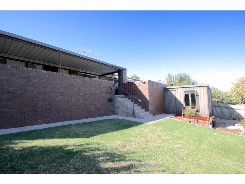 27 Gaylard Crescent, Redwood Park SA 5097