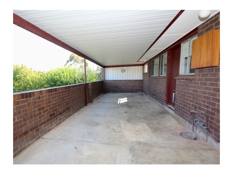 27 Gaylard Crescent, Redwood Park SA 5097