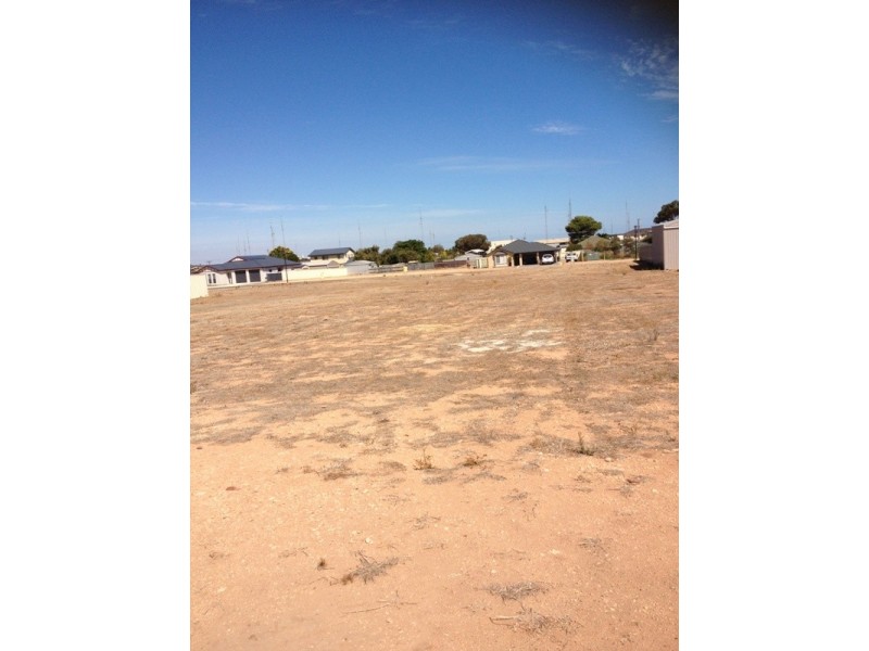 8 Harding Street, North Beach SA 5556