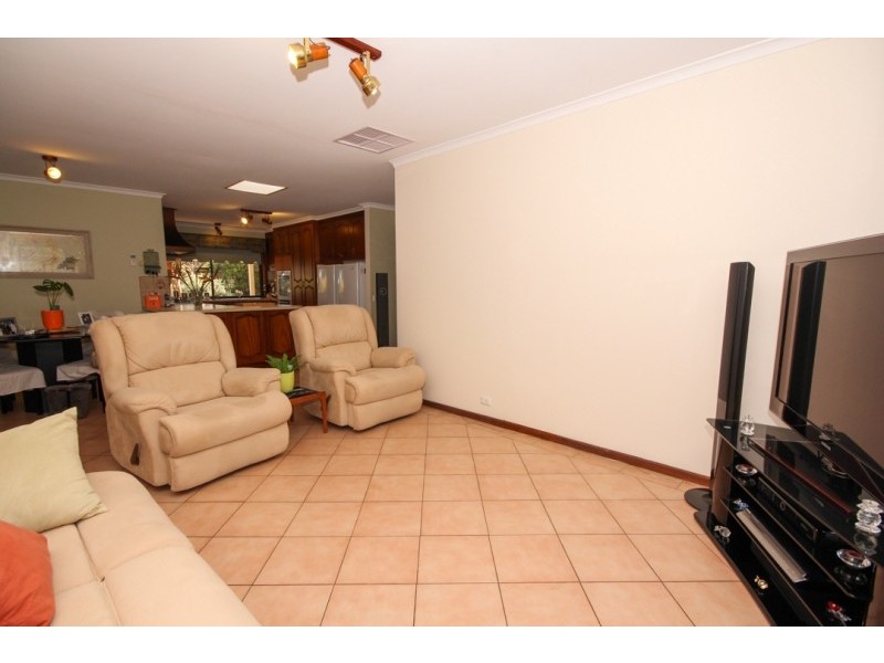 8 Zenith Close, Surrey Downs SA 5126