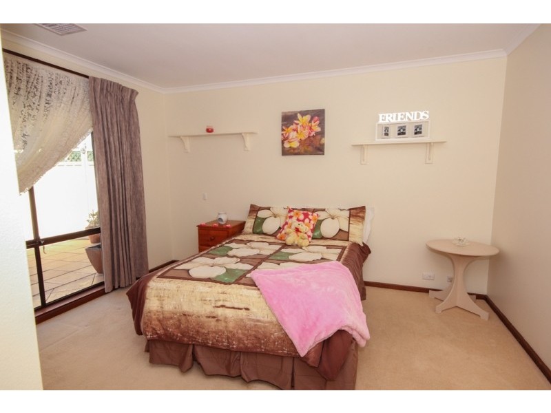 8 Zenith Close, Surrey Downs SA 5126
