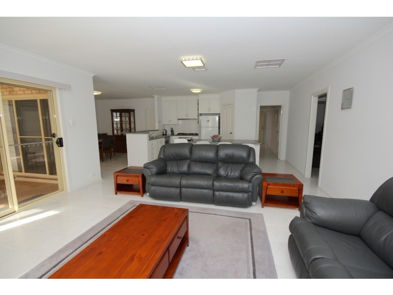 32 Hallett Road, Golden Grove SA 5125