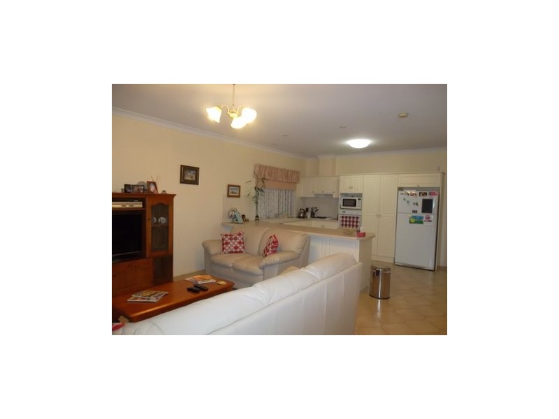 18 Rochester Crescent, Golden Grove SA 5125