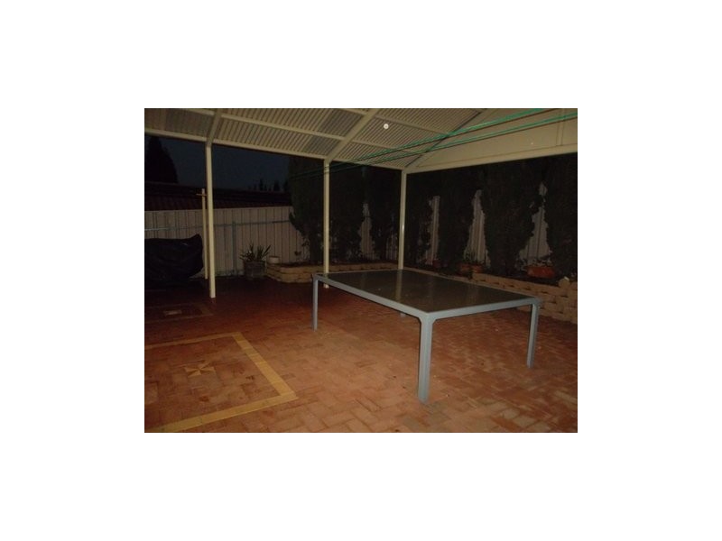 18 Rochester Crescent, Golden Grove SA 5125