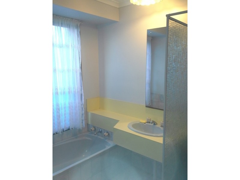 10 Garfield Crt, Paralowie SA 5108