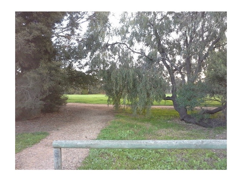 10 Garfield Crt, Paralowie SA 5108