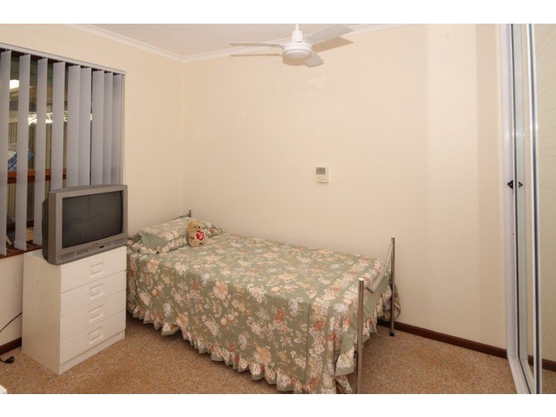 8 Carney Close, Salisbury Plain SA 5109