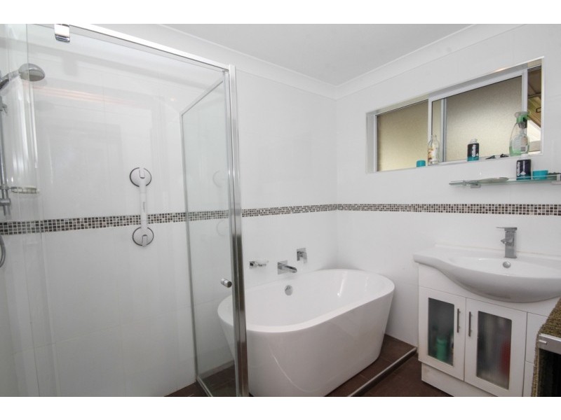 8 Carney Close, Salisbury Plain SA 5109