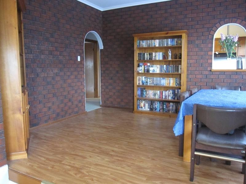 23 Saarinen Avenue, St Agnes SA 5097