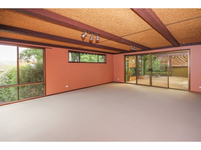 17 Robertson Crescent, Redwood Park SA 5097