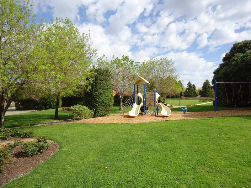 27 Grosvenor Place, Wynn Vale SA 5127