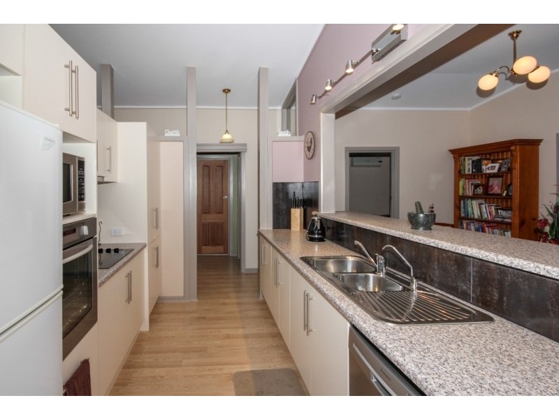 16 Bowen Road, Tea Tree Gully SA 5091