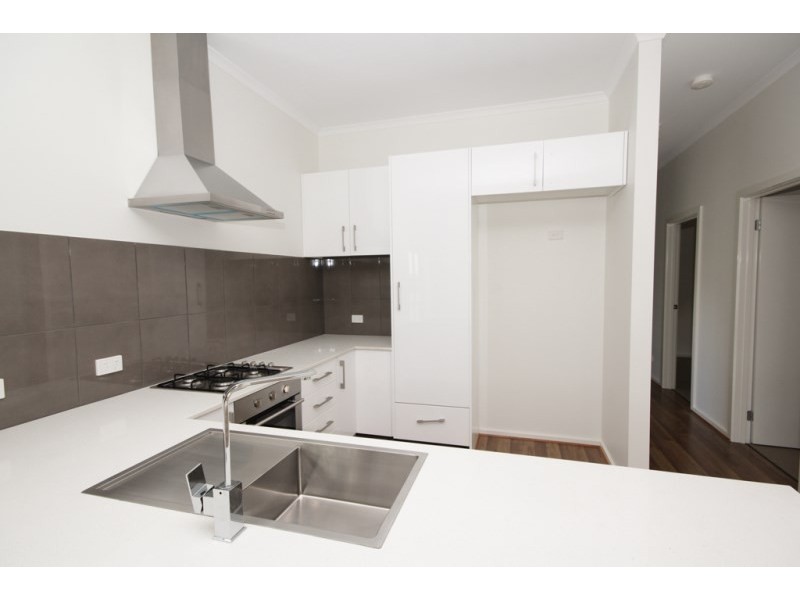 Lot 27 rear of 4 Crescent Court, Ridgehaven SA 5097