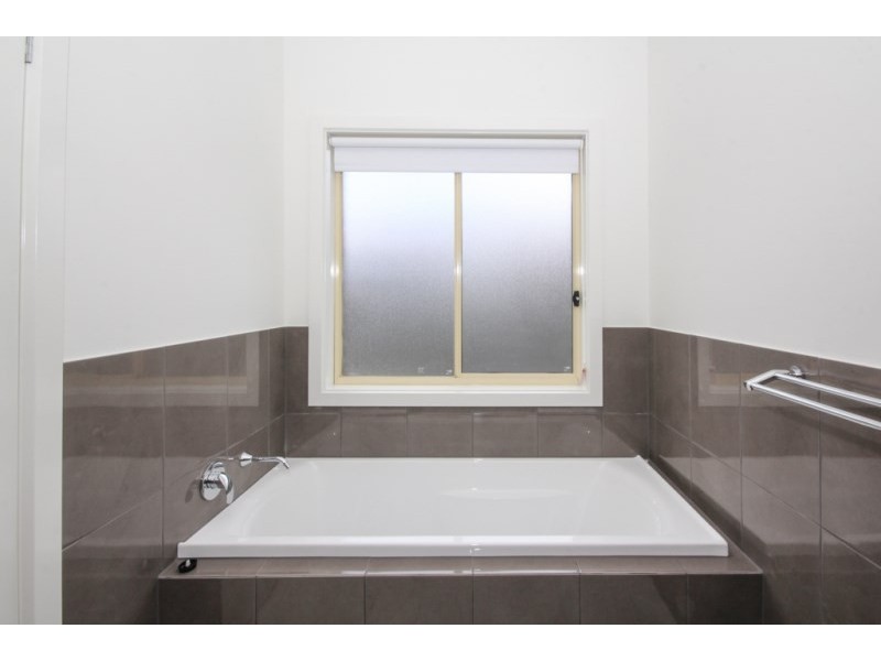 Lot 27 rear of 4 Crescent Court, Ridgehaven SA 5097