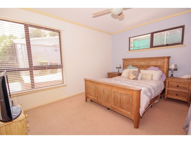 2 Tareena Street, Ridgehaven SA 5097