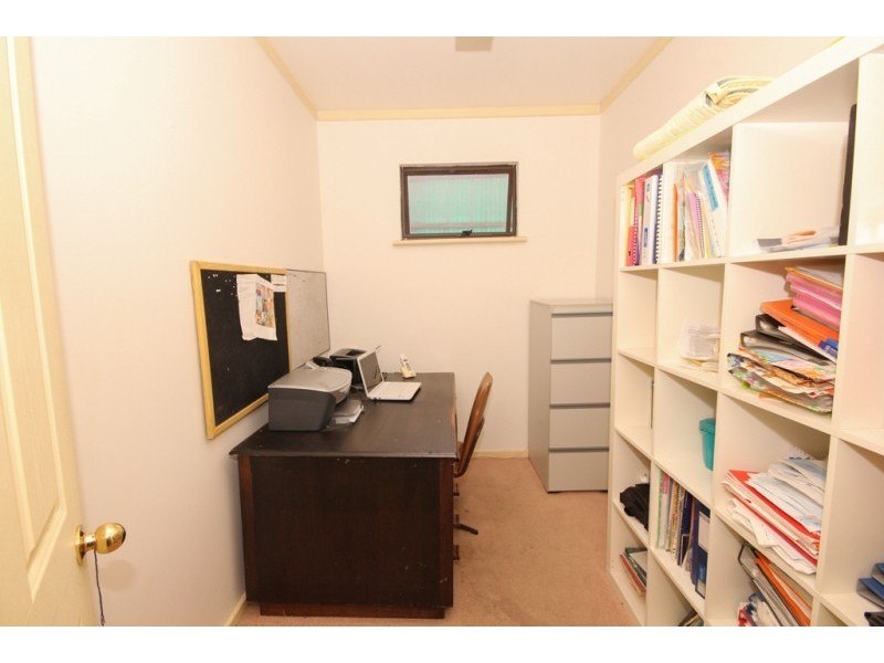 2 Tareena Street, Ridgehaven SA 5097