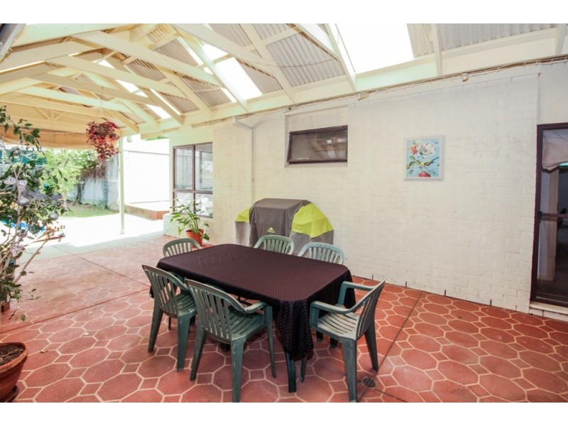 2 Tareena Street, Ridgehaven SA 5097