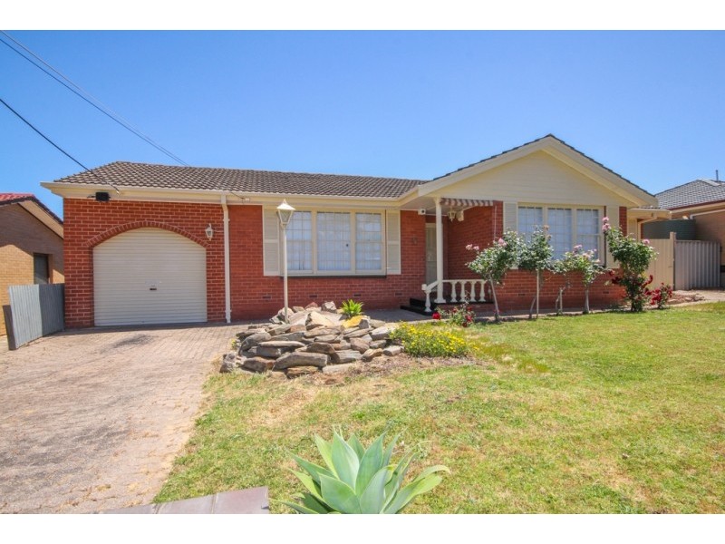 4 Tareena Street, Ridgehaven SA 5097