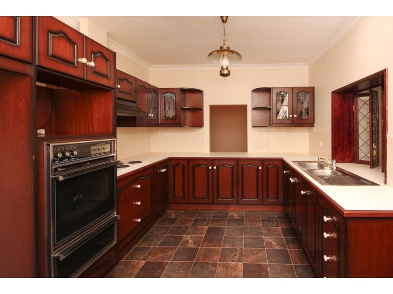 4 Tareena Street, Ridgehaven SA 5097
