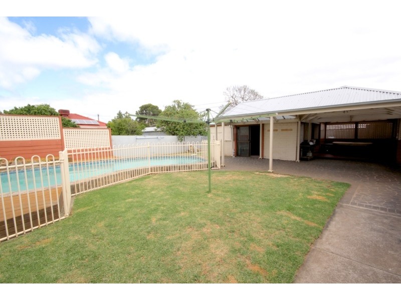 2 Gregory Street, Brahma Lodge SA 5109