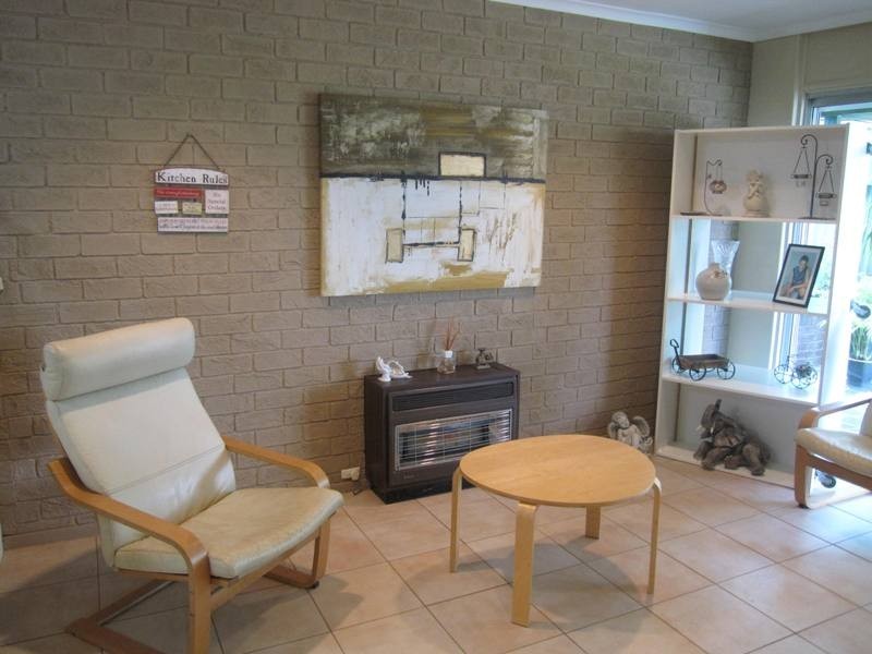 8 Hakea Street, Surrey Downs SA 5126