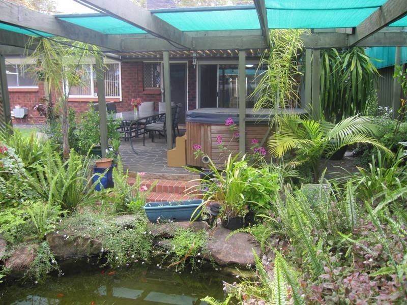 8 Hakea Street, Surrey Downs SA 5126