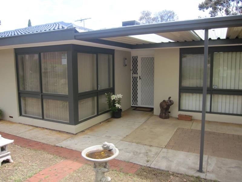 8 Hakea Street, Surrey Downs SA 5126