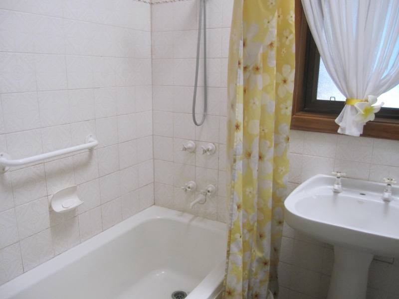 12 Marleycombe Road, Elizabeth Vale SA 5112