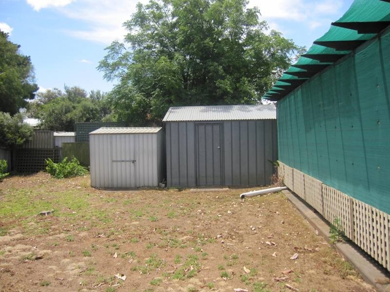 12 Marleycombe Road, Elizabeth Vale SA 5112