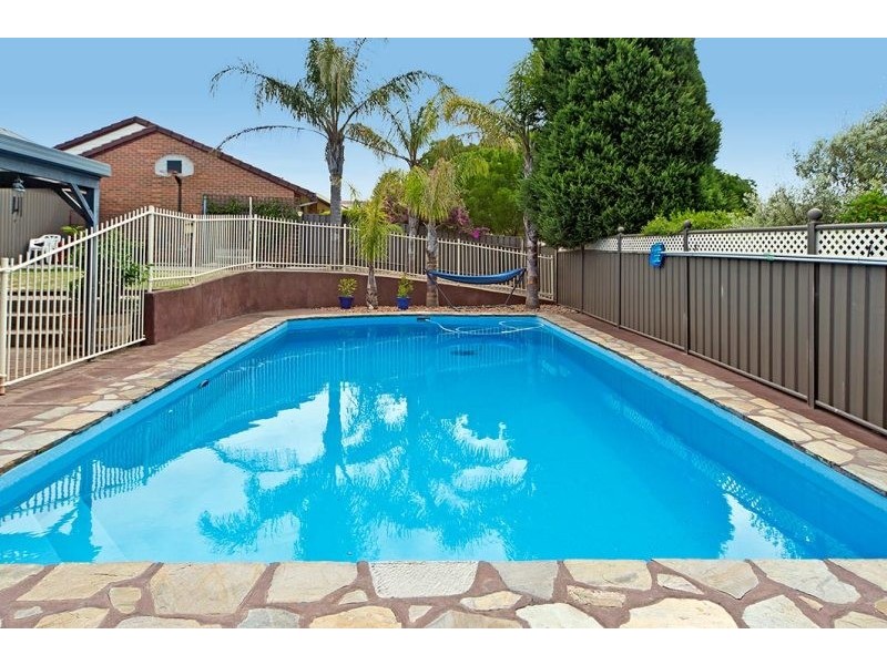 35 Bowmore Court, Greenwith SA 5125