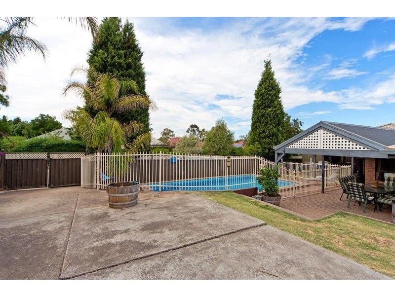 35 Bowmore Court, Greenwith SA 5125
