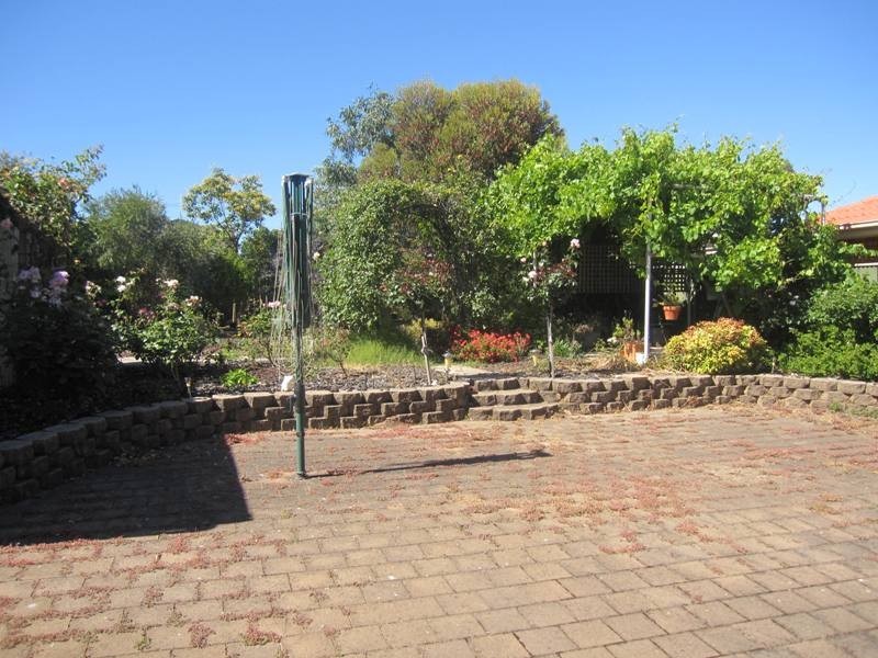 11 Fleming Avenue, Ridgehaven SA 5097