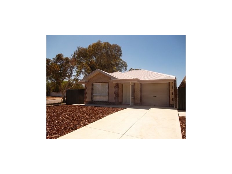 8B Garlick Road, Elizabeth Park SA 5113