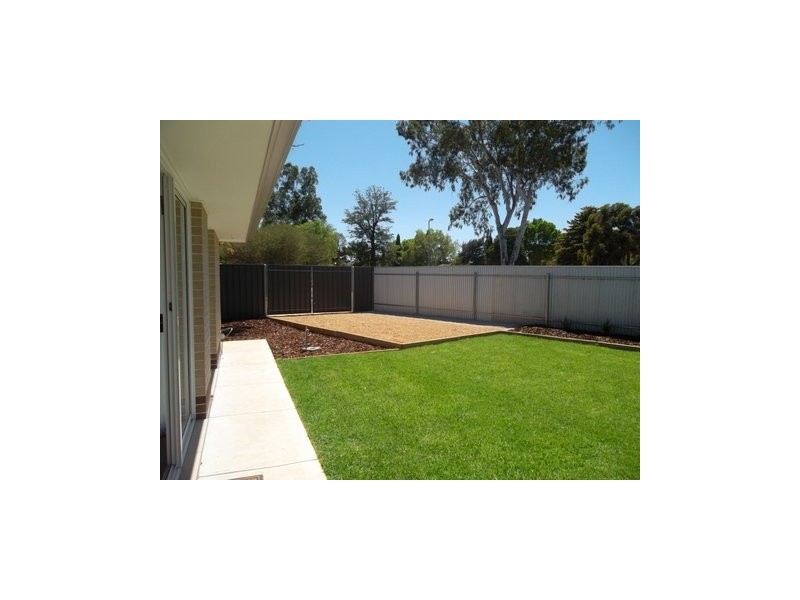 8B Garlick Road, Elizabeth Park SA 5113