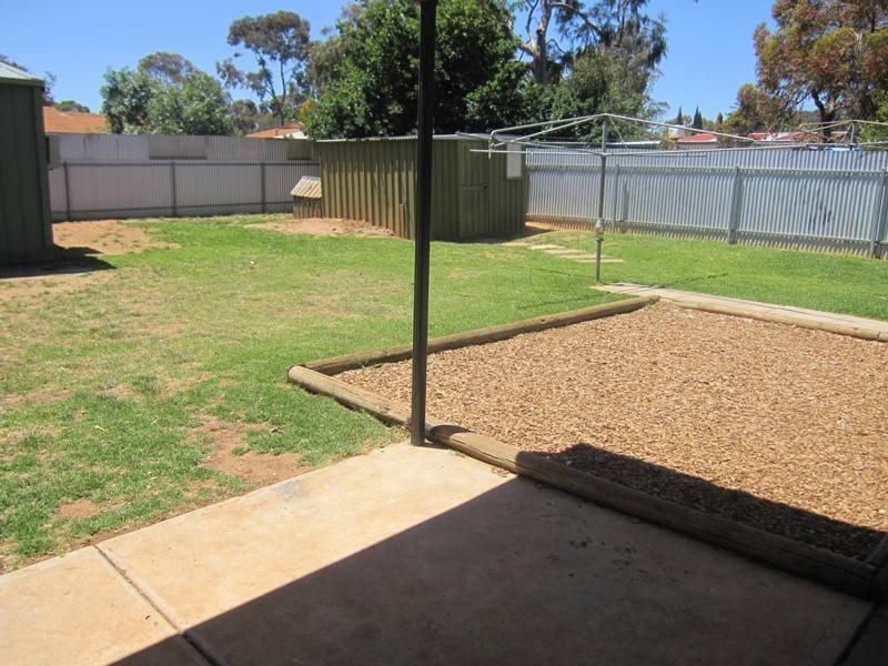 2 Ellen Court, Salisbury East SA 5109