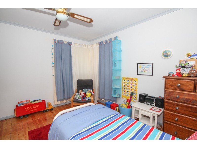 15 Eucalypt Parade, St Agnes SA 5097