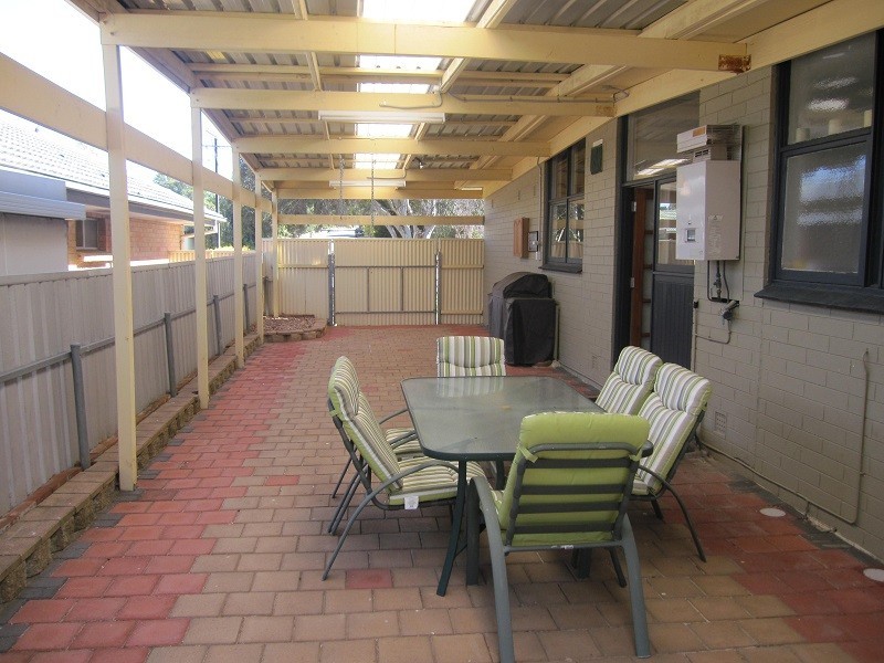 7 Vinall Road, Modbury SA 5092