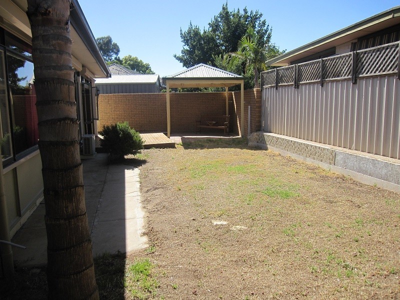 7 Vinall Road, Modbury SA 5092