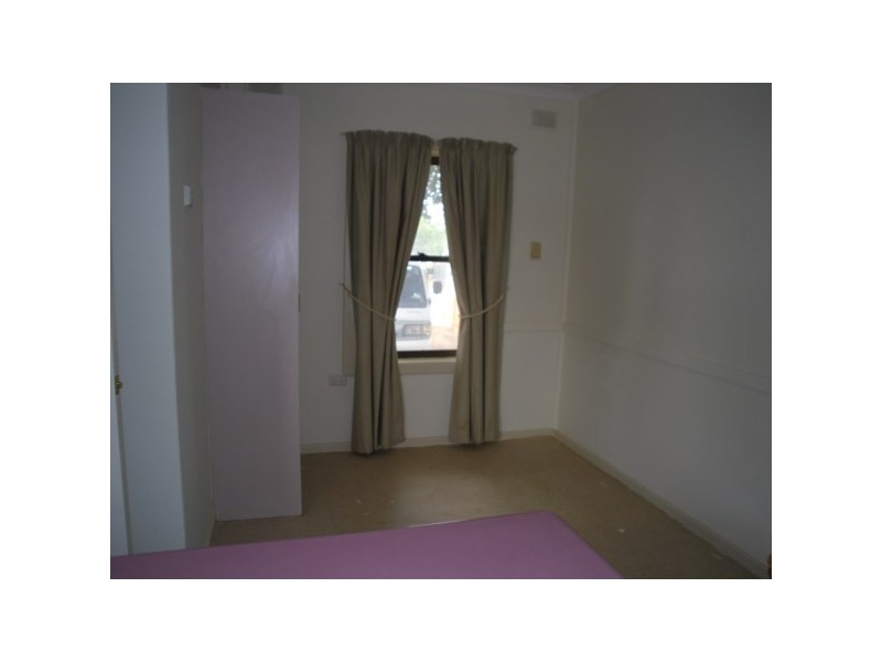 19 Bartlett Road, Elizabeth Downs SA 5113