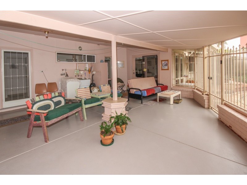 1 Arthur Street, Ridgehaven SA 5097