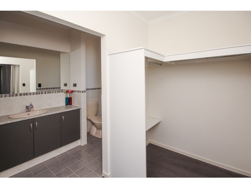 30 Claremont Avenue, Oakden SA 5086