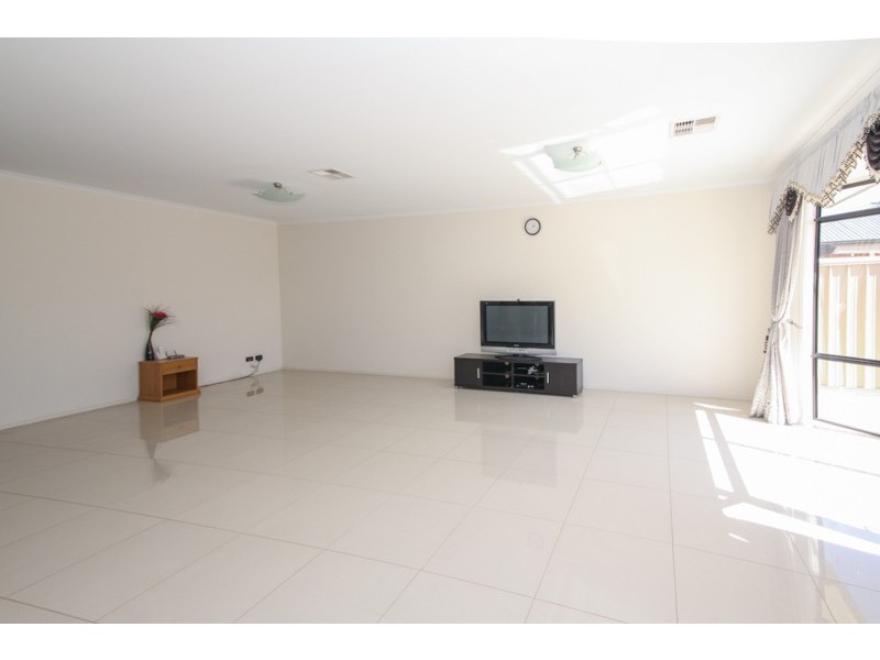 30 Claremont Avenue, Oakden SA 5086