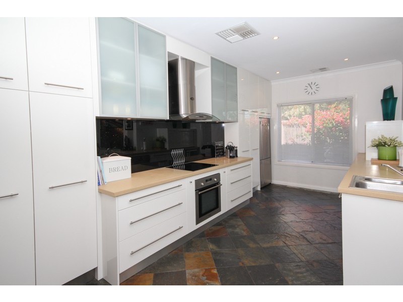 6 Onyx  Court, Hope Valley SA 5090